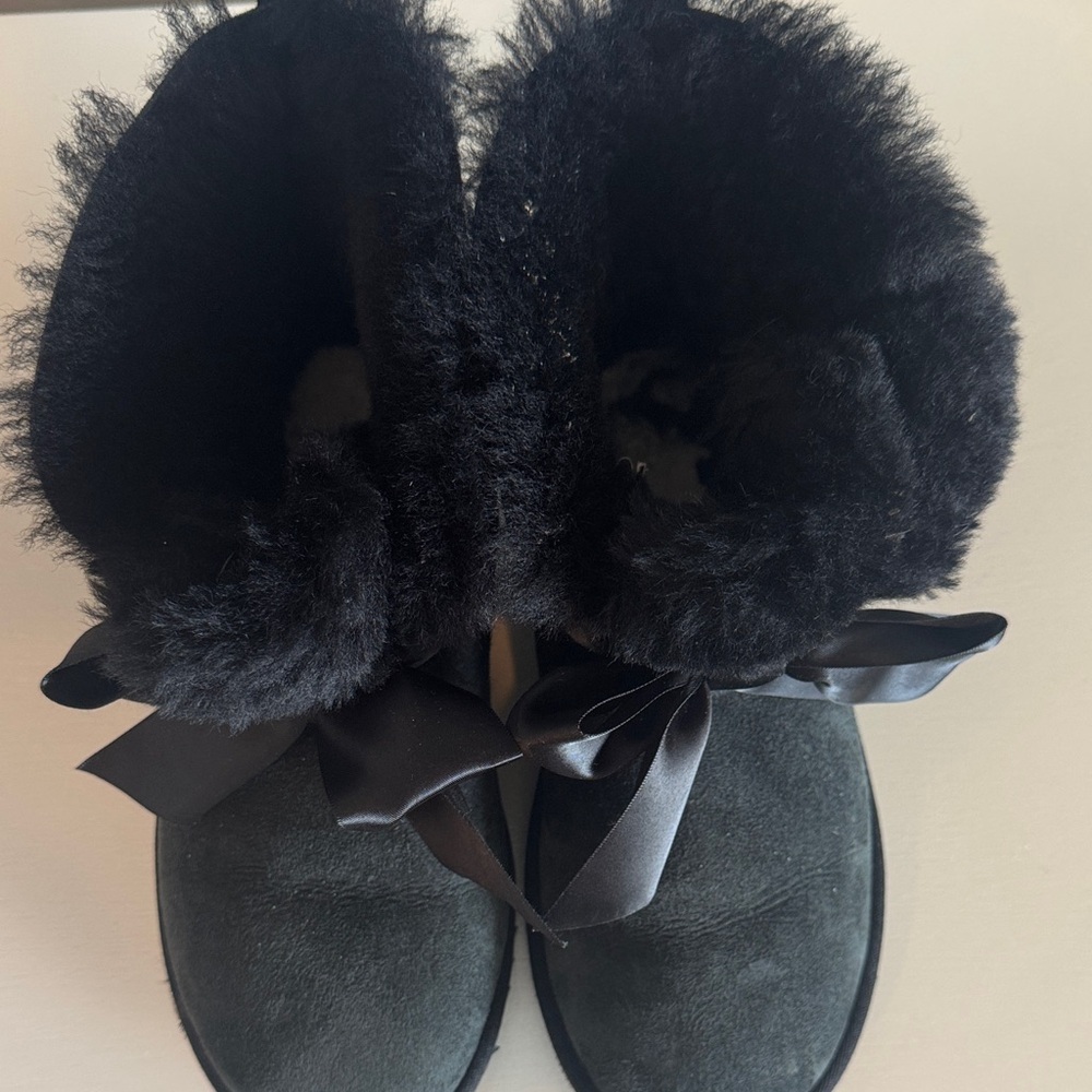 UGG Black Suede Fur-Trim Bow Back Ankle Booties - Picture 5 of 7